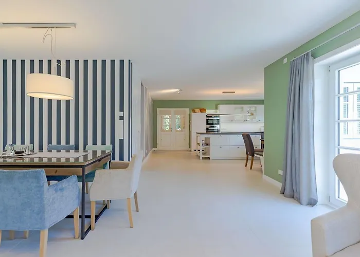 Semesterbostad Unter Den Linden Nieblum