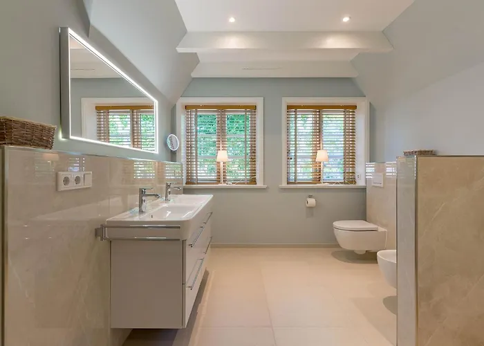 Unter Den Linden Semesterbostad *